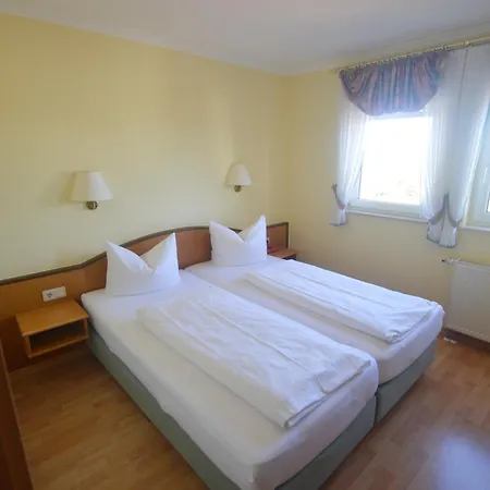 호텔 Zur Burgruine Frauenberg Ebsdorfergrund