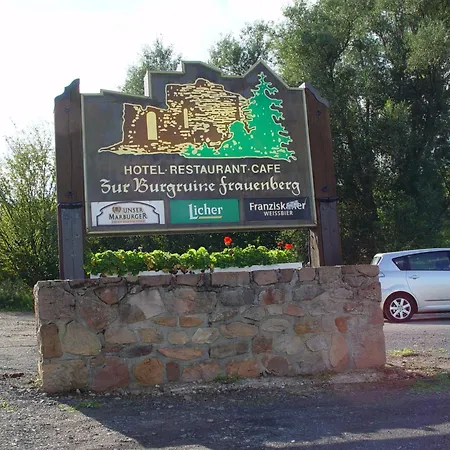 호텔 Zur Burgruine Frauenberg 3*