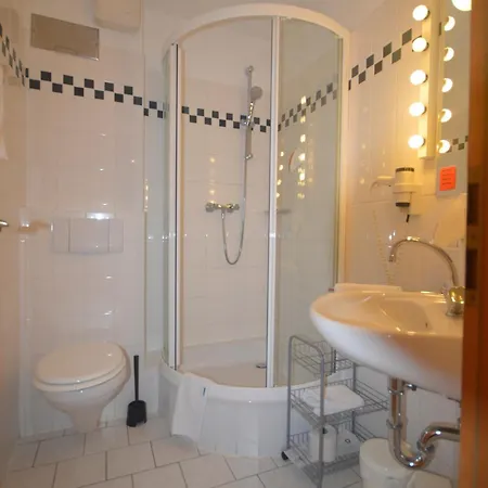 Zur Burgruine Frauenberg 호텔 Ebsdorfergrund