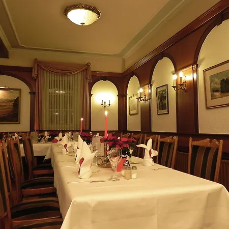 Zur Burgruine Frauenberg 酒店 3*