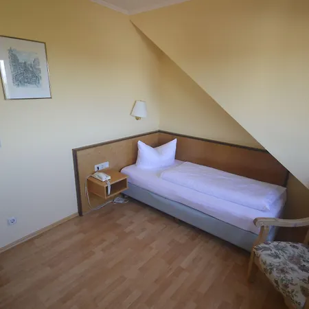 Zur Burgruine Frauenberg 호텔 Ebsdorfergrund