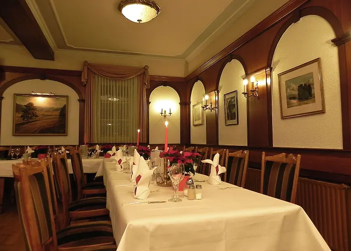 Zur Burgruine Frauenberg Hotel 3*